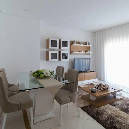 Toscano Flat